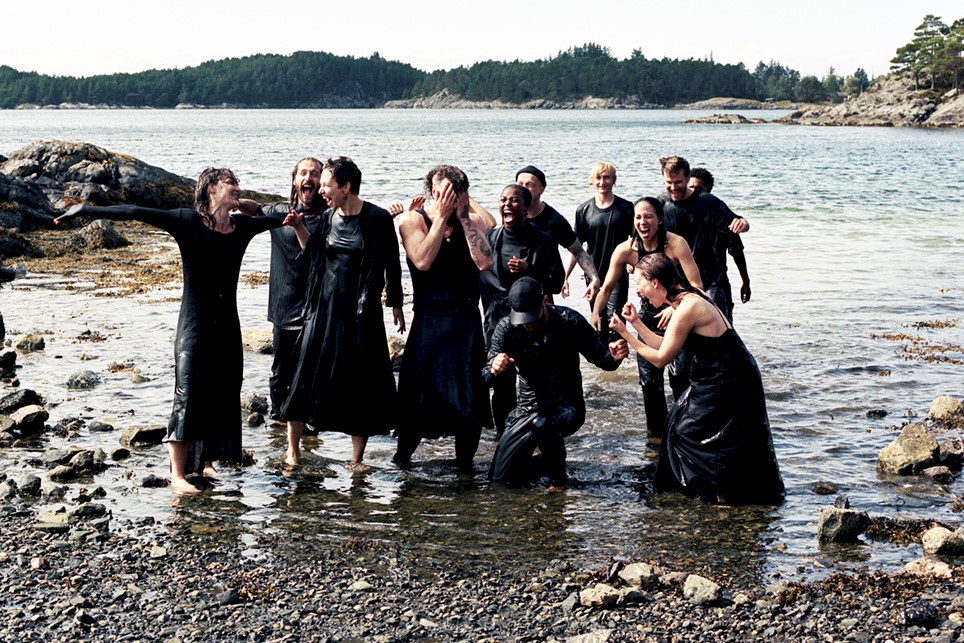 Mai 30_Carte_Blanche-credit_Linn_Heidi_Stokkedal-Unchained_Melody-Mette_Ingvartsen-Festspillene-Bergen-Festival-Norge-Norway-2026.jpg