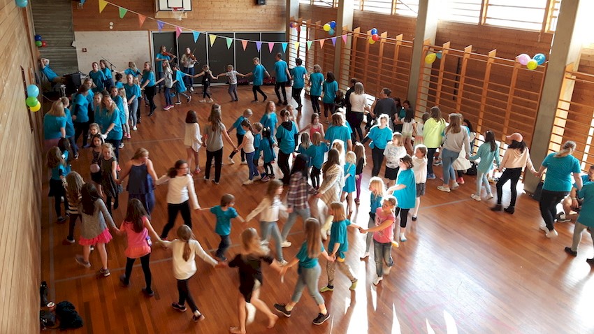 barnleikfest (002)-kopi.jpg