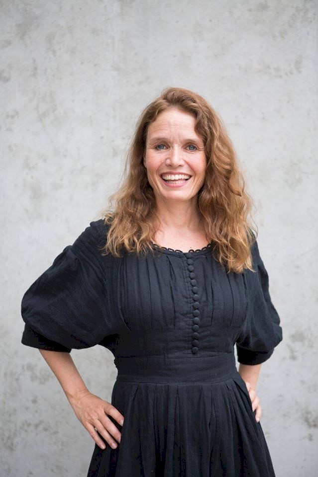 Fortellerstund biblioteket Helga Samset.jpg