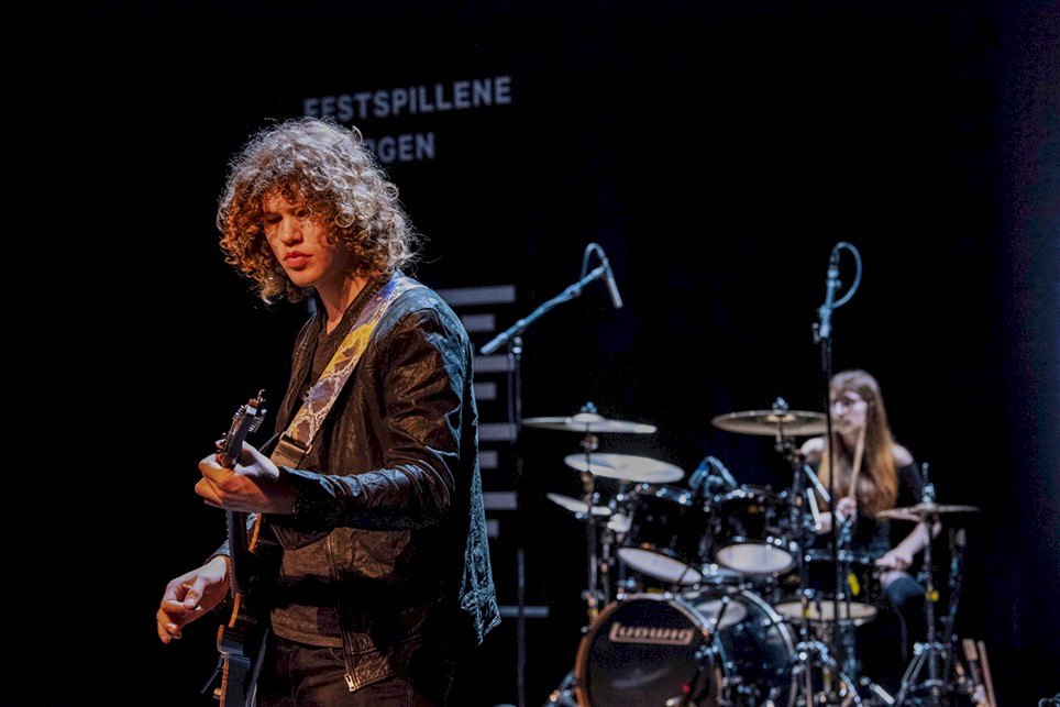 De Unges Festspillforestilling foto Thor Brødreskift_12.jpg